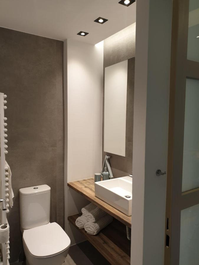 شقة Renovated Studio With Roof Garden Access, 15 M Walk To Acropolis أثينا المظهر الخارجي الصورة